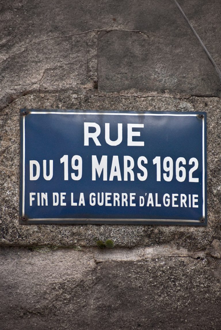 La commémoration du 19 mars 1962 : un cas d’école.
